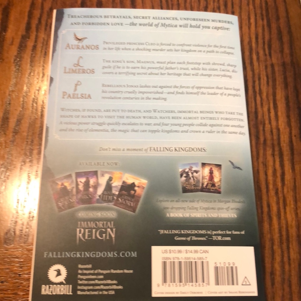 Falling Kingdoms Book - Picture 2 of 3